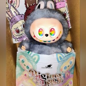 LABUFU RARE EDITION Big Into Energy ID Black